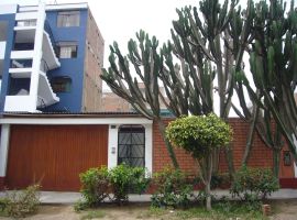 Casa en venta de 210 m2 en La Merced Ate